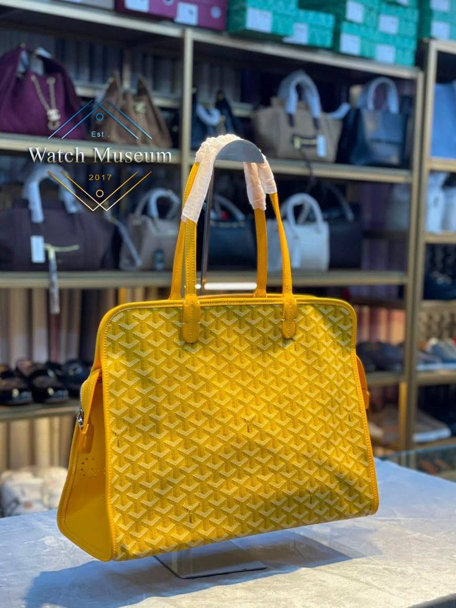 Travel bag, saffron, bags.