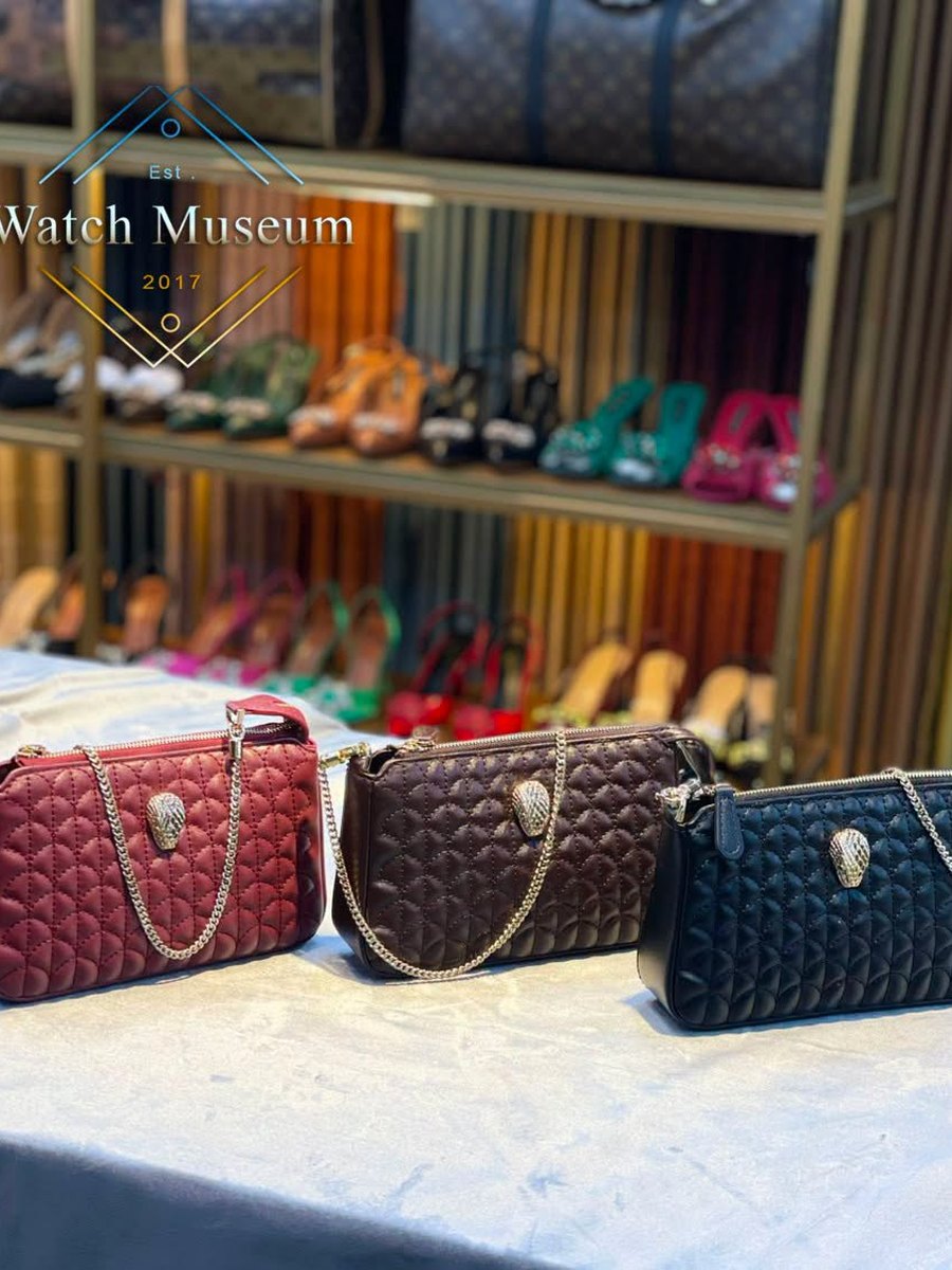 Quilted chain bag, bags.
