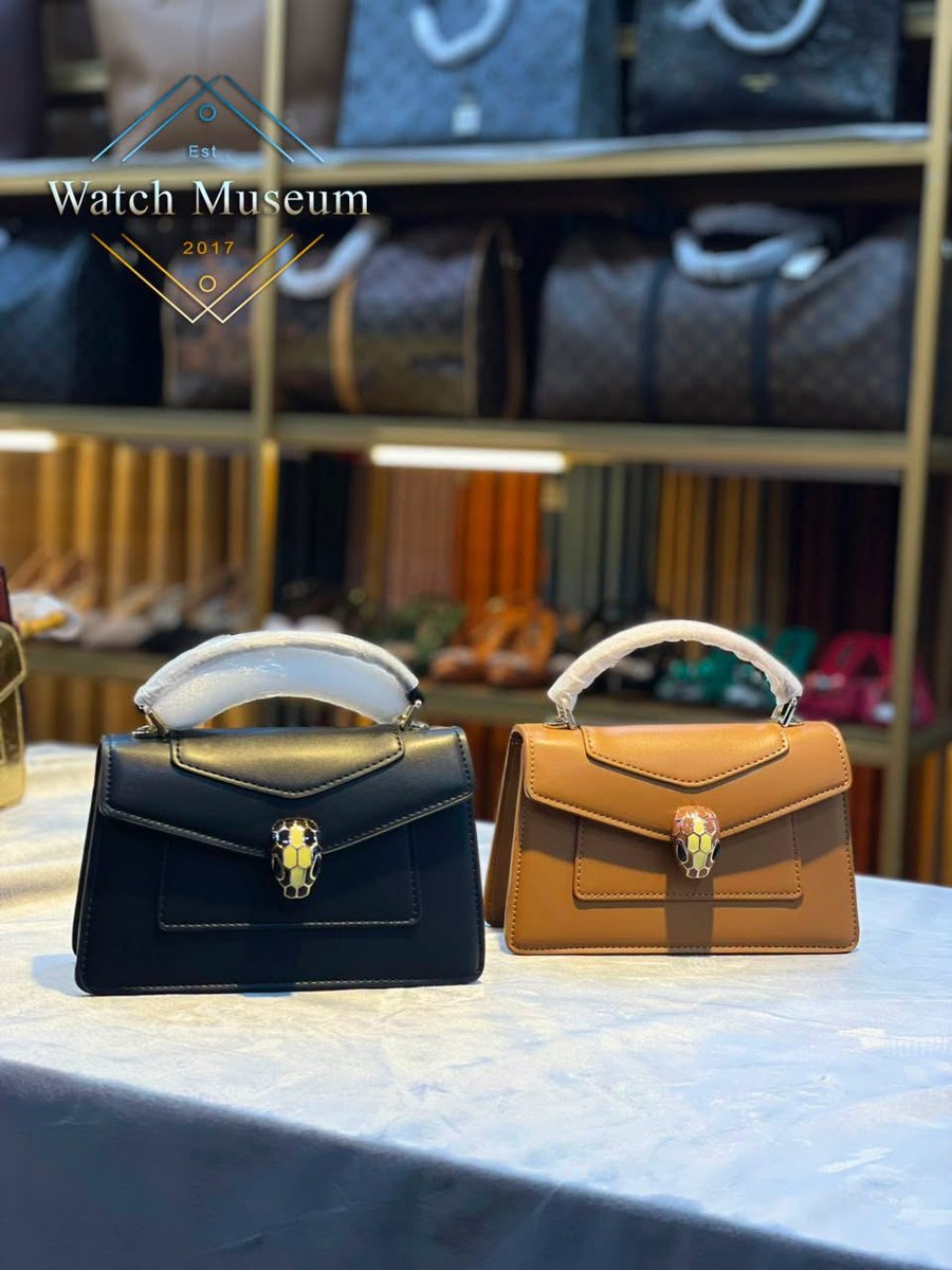 Top-handle bag, boxed, bags.