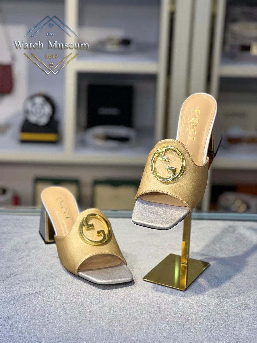 Logo mule, women's heels.