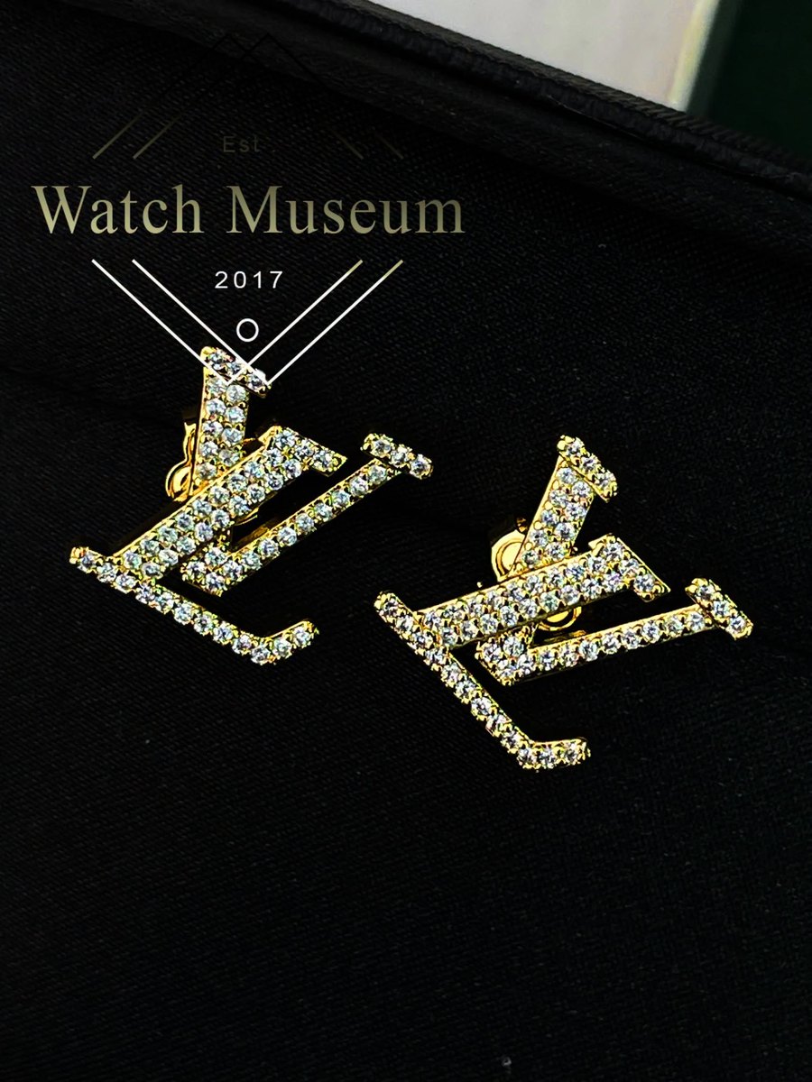 Letter earrings, jewellery.