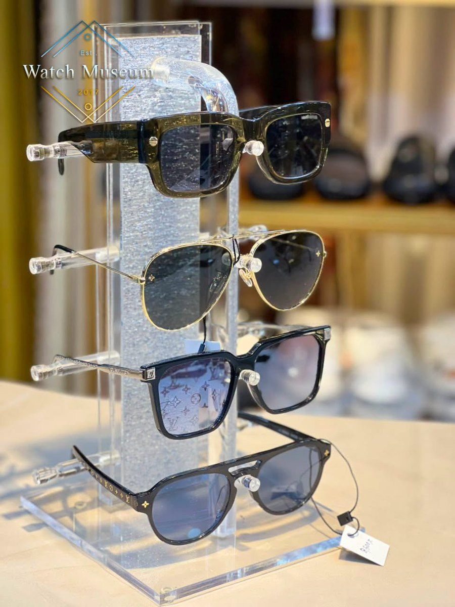 Square frames, black, men's sunglasses.